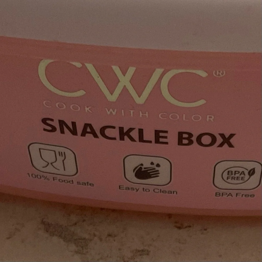 Pink Bunny Snackle Box by Cook with Color, 6 compartments convenience on the go